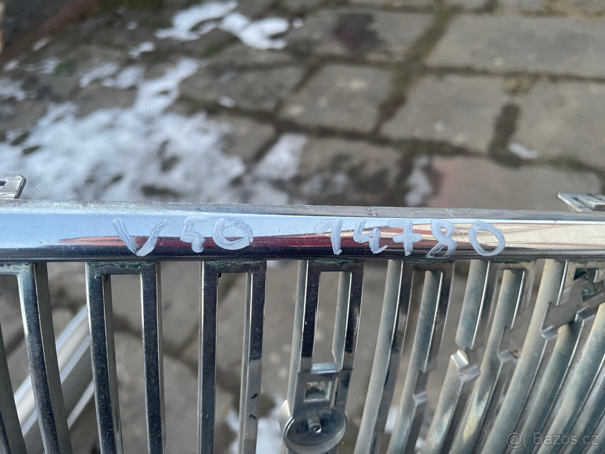 Maska VOLVO V50 předfacelift - 2