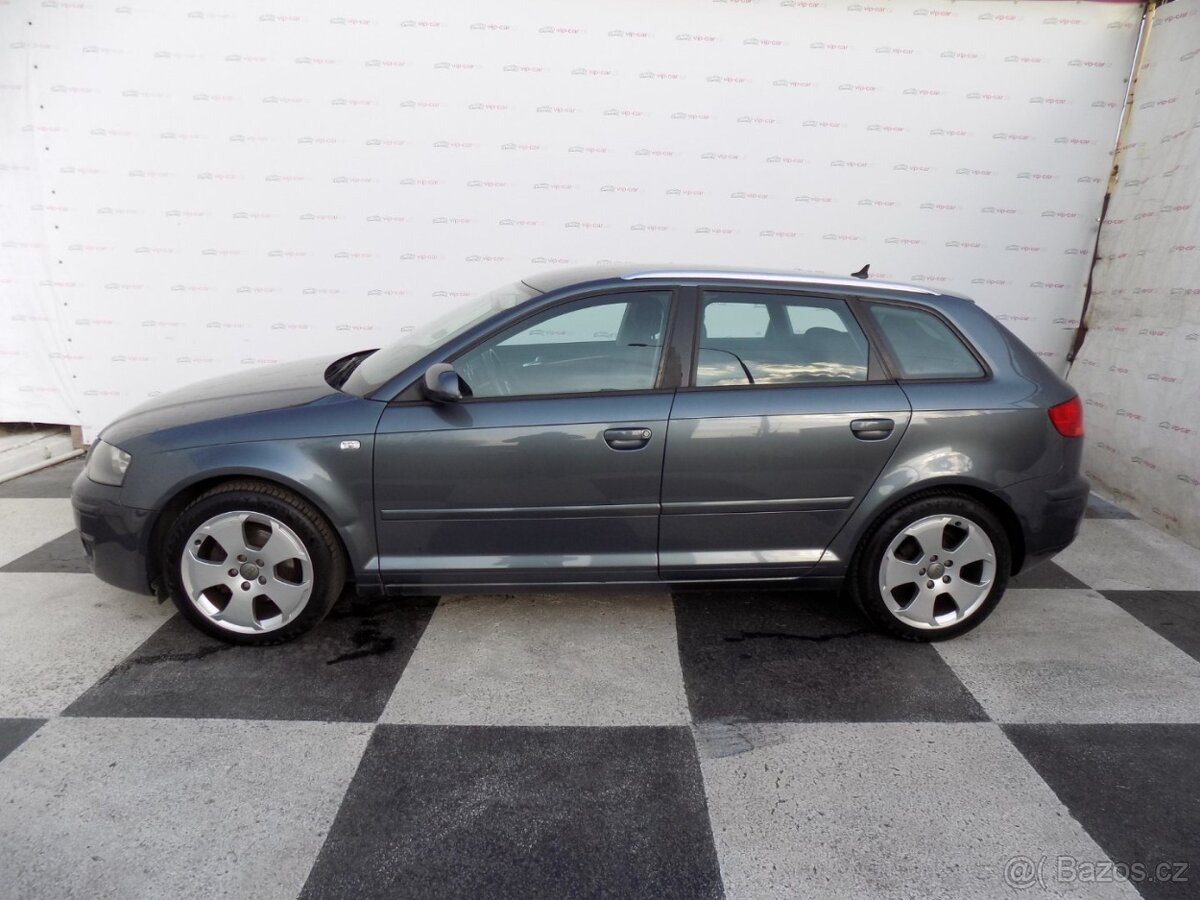 Audi A3 2.0TDI/NAVI/Klimatizace/ - 2
