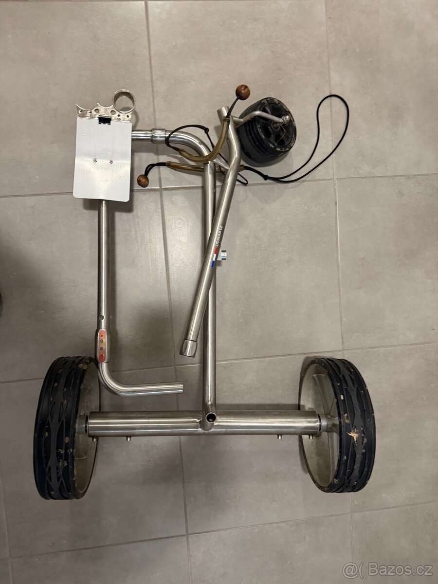 Golfový vozík - 2