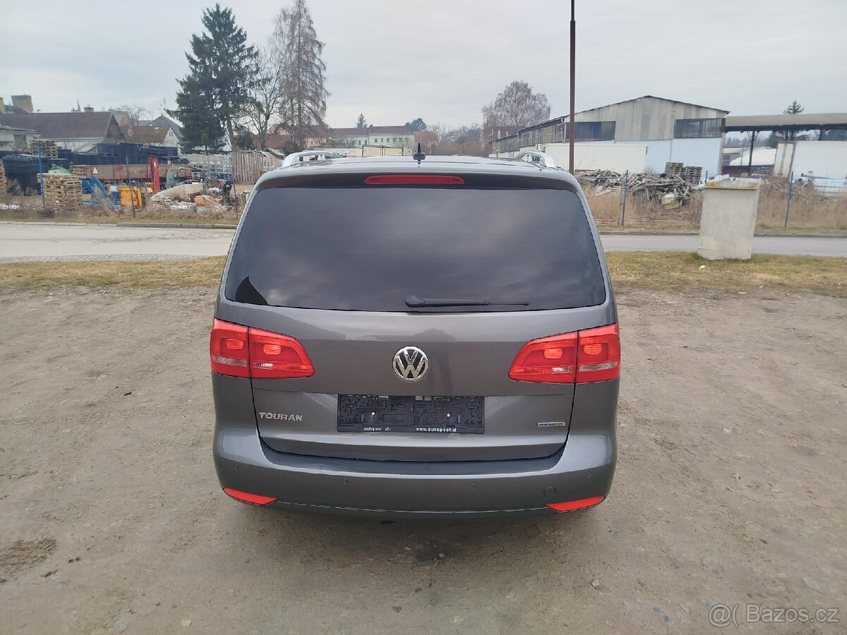 Volkswagen Touran - 2