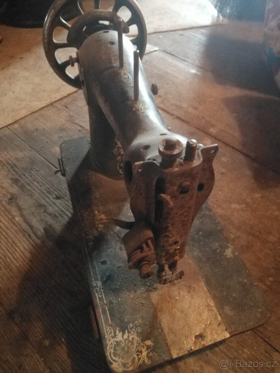 Prodám čicí stroj značky Bobbin. - 2