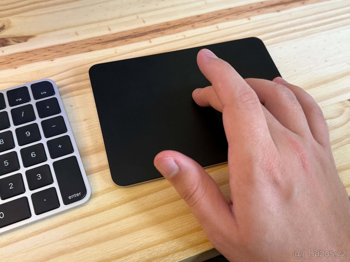 Apple Magic Trackpad 2024 - 2