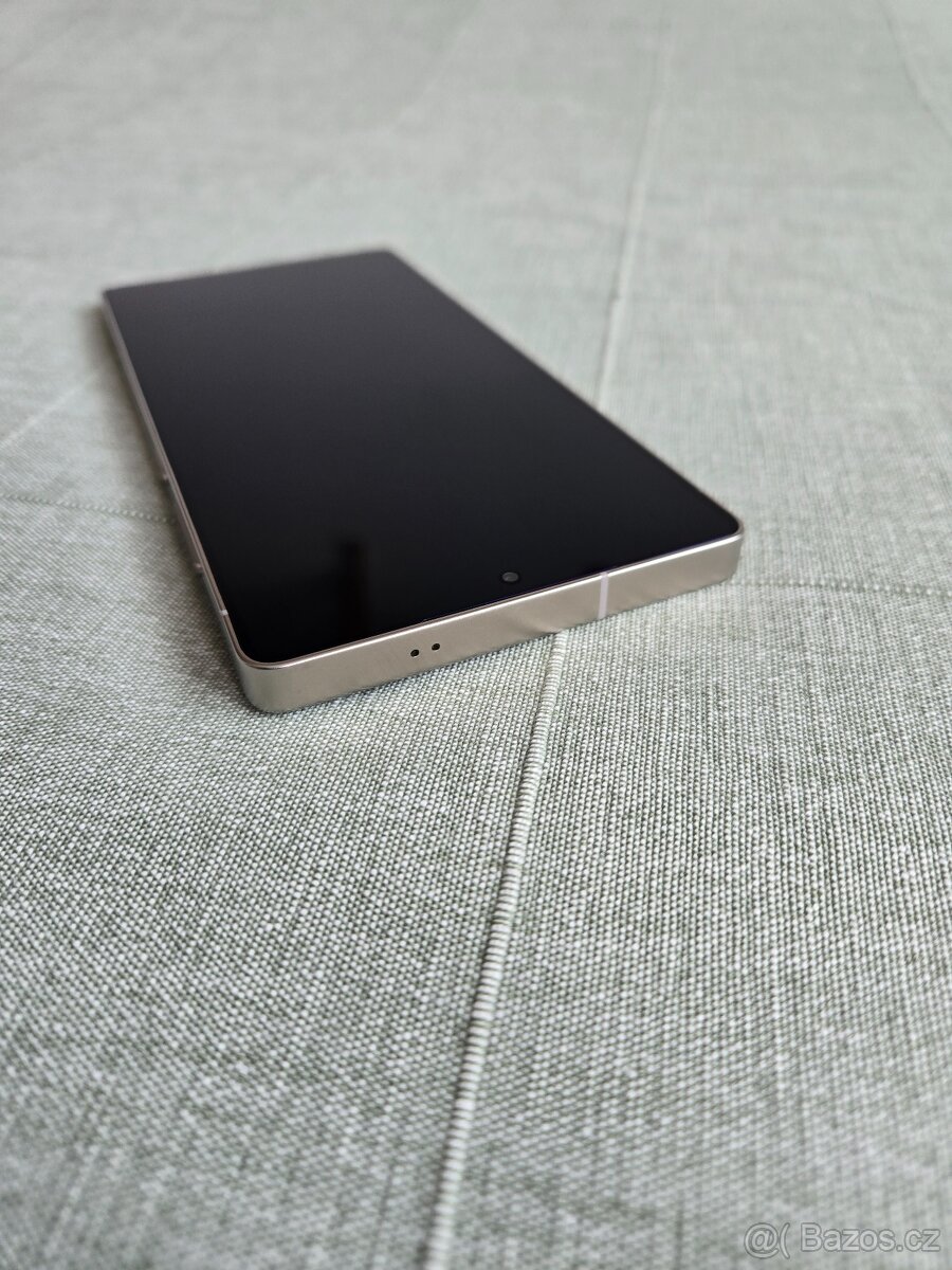 Samsung Galaxy S25 Ultra. - 2