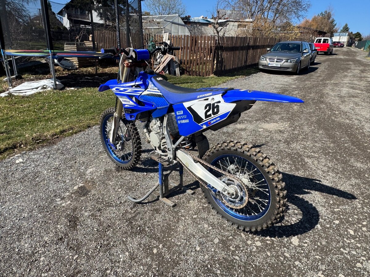 Yamaha YZ125