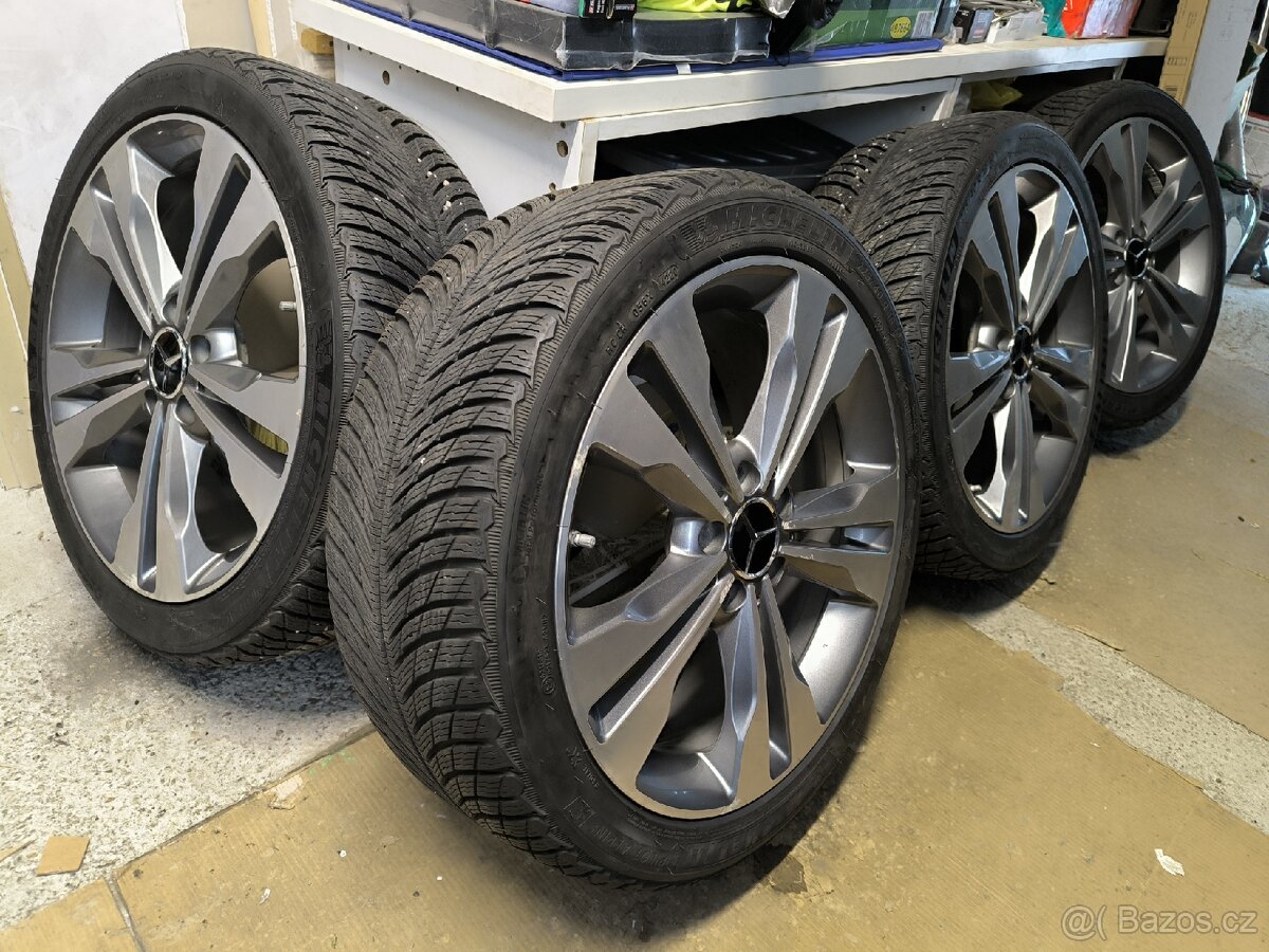 ALU kola Mercedes C 5x112 r18 Originál,zim.pneu98%+TPMS - 2