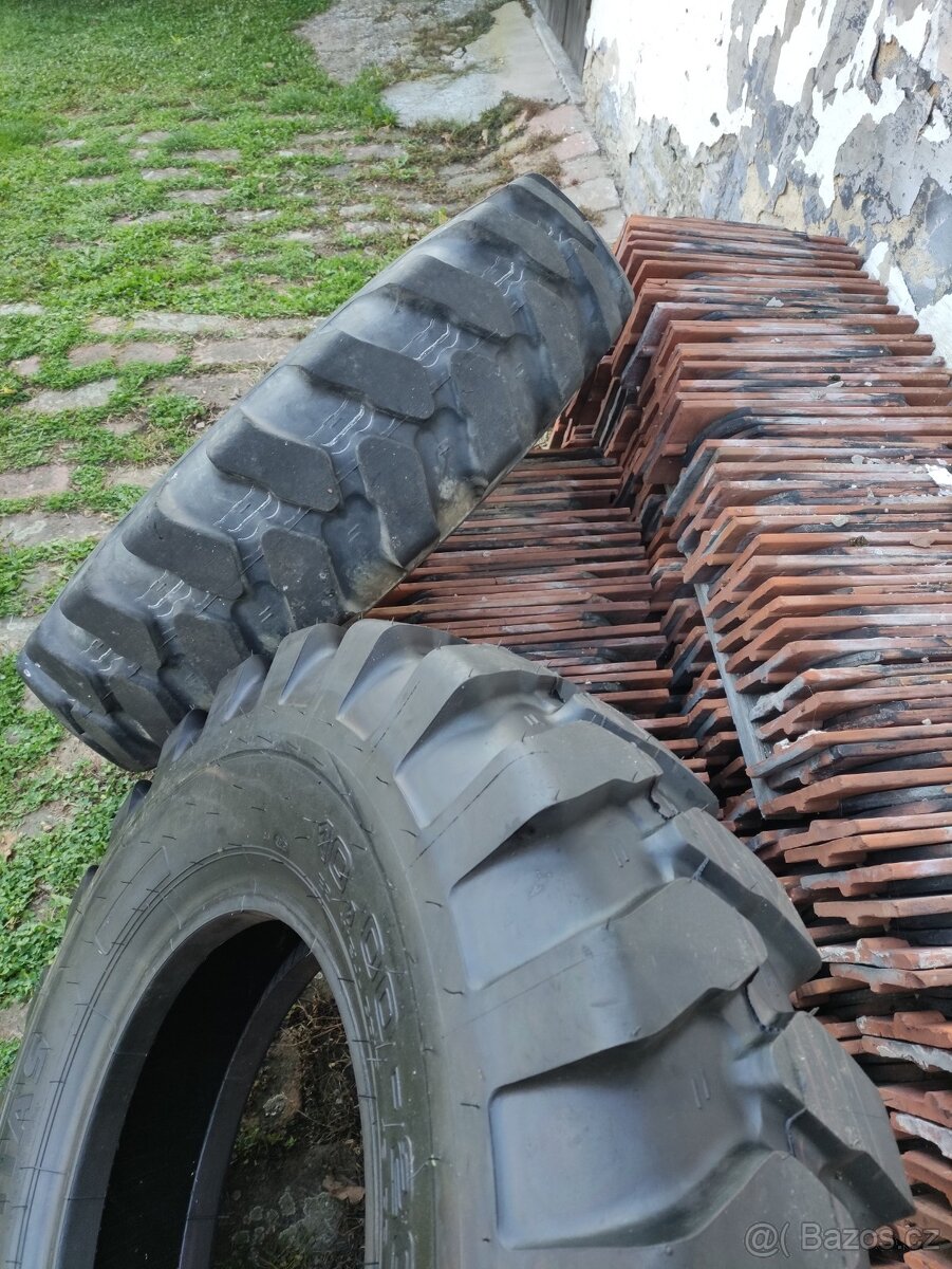 Kolo 10,00-20 + 1x pneu - 2