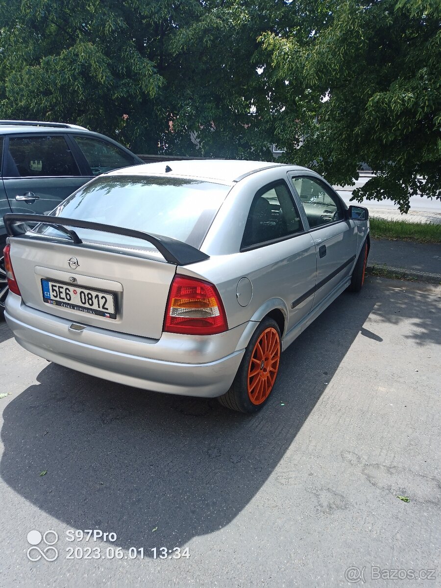 Opel astra opc - 2