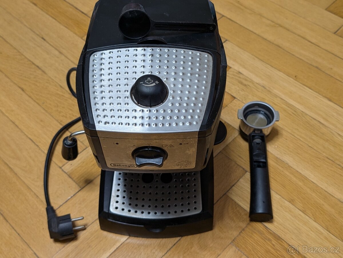 Pákový kávovar DeLonghi - 2
