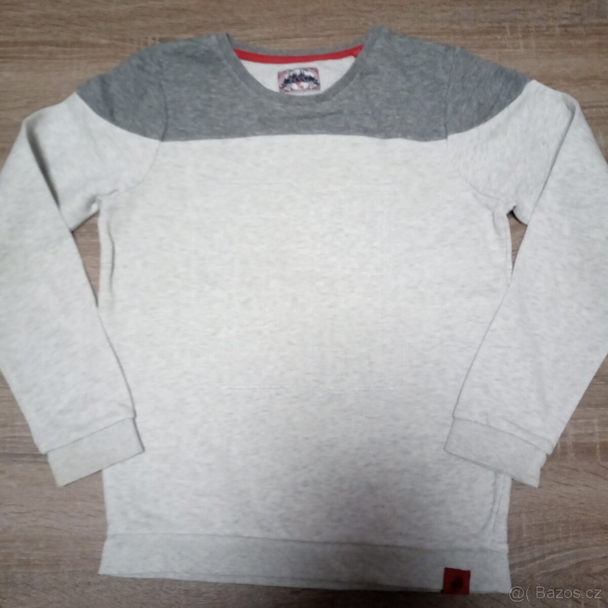 Chlapecké mikiny vel.140 / 146 , kus 40 Kč - 2