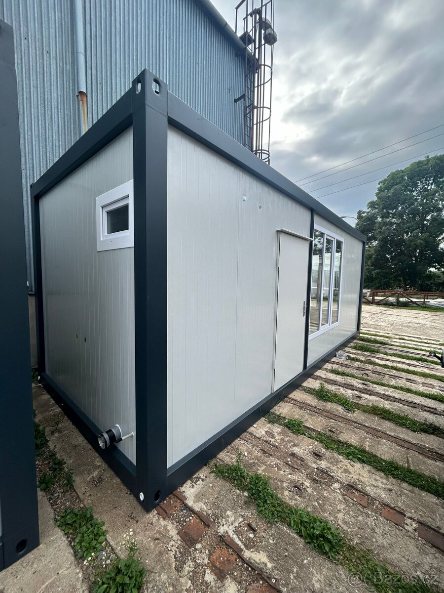 Obytný kontejner PMP o rozměru 3 x 7 m - 2