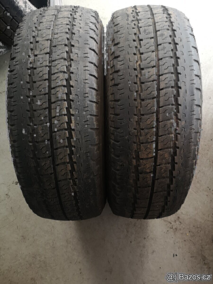 215/70 r15C 215/70/15C - 2
