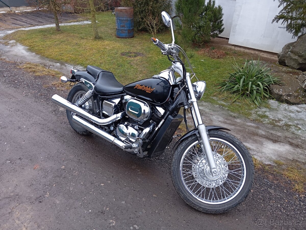 Honda VT 750 BLACK WIDOW - 2