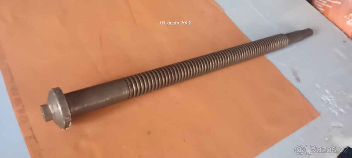 Šroubovice Strojní svěrak - 2