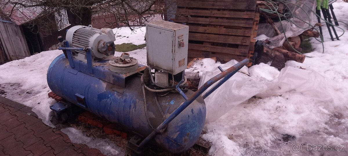 Kompresor TOS Čelákovice - 2