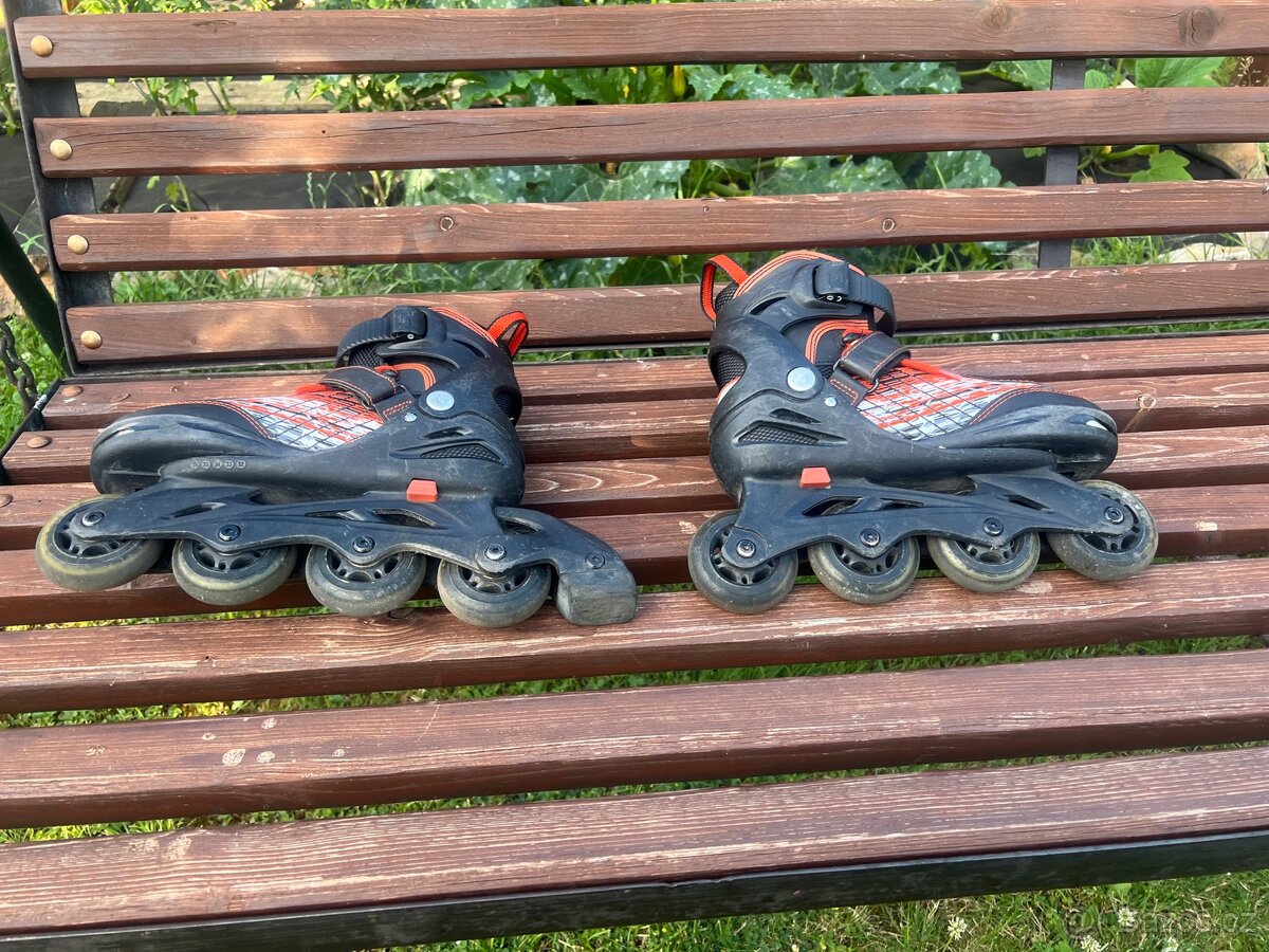 Kolečkové brusle nastavitelné vel. 32-36 - 2