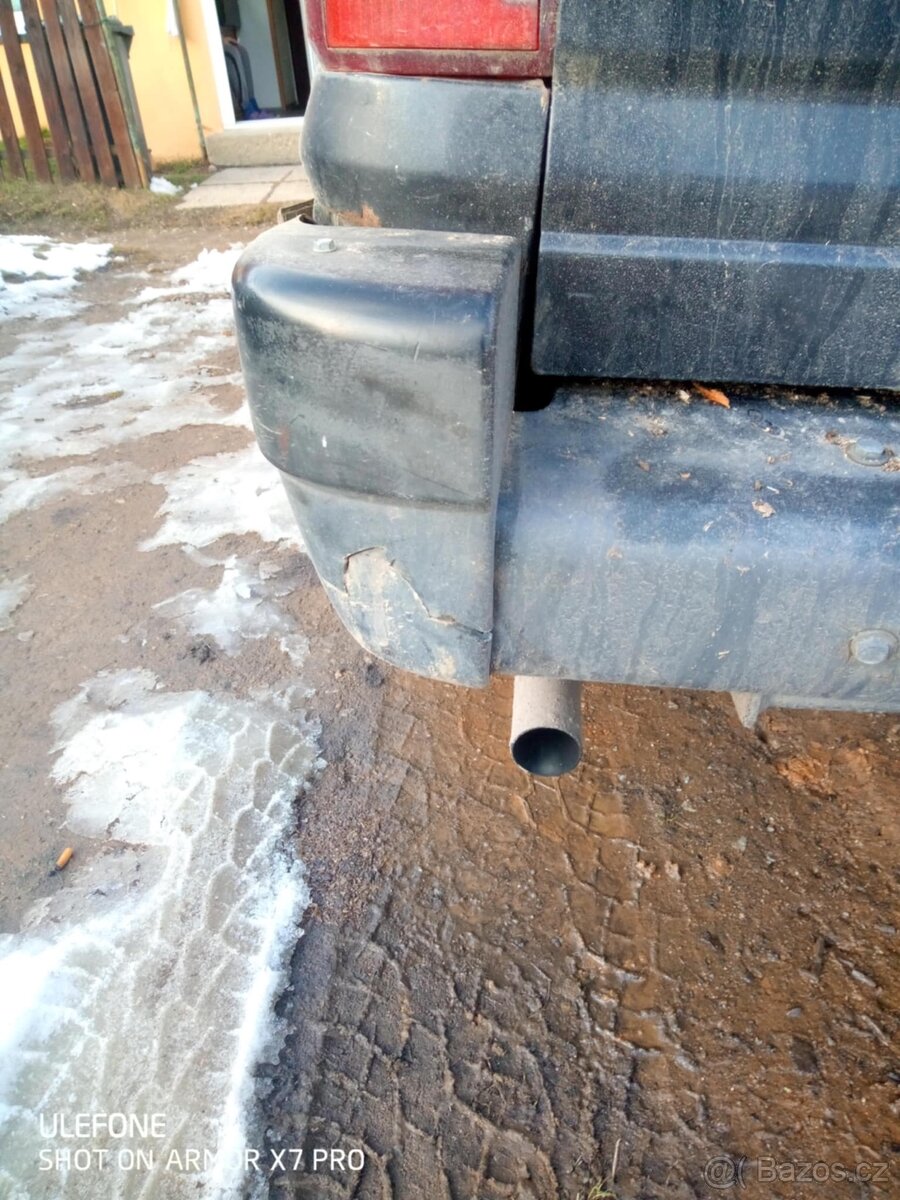 Koupím Plast nárazníku Opel Frontera - 2