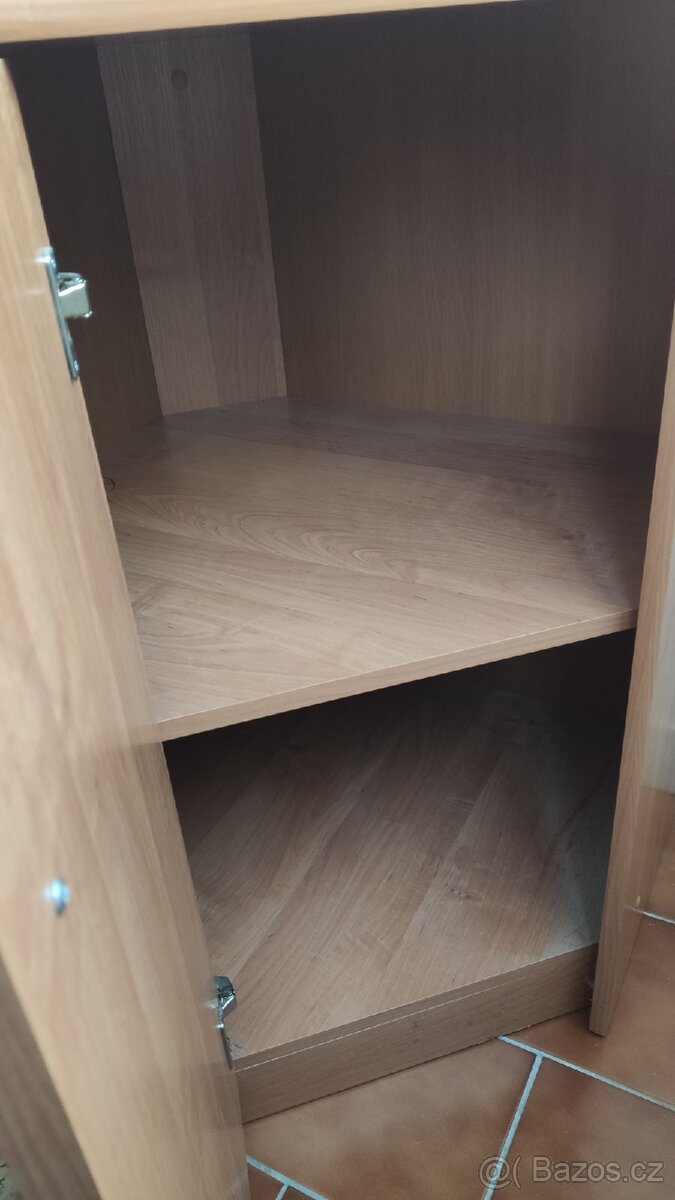 Rohová skříňka - 2