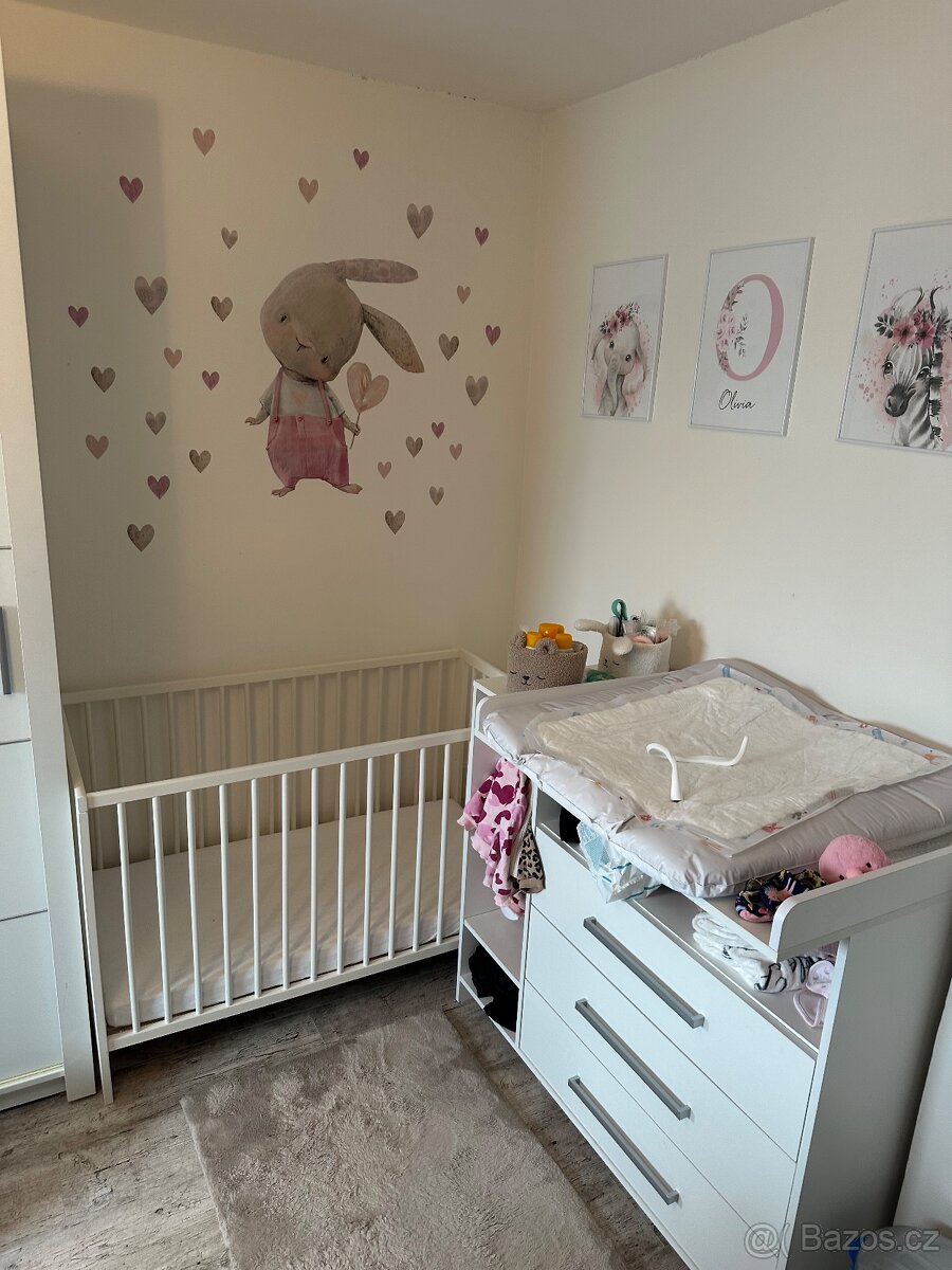 Dětská postýlka + příslušenství - 2