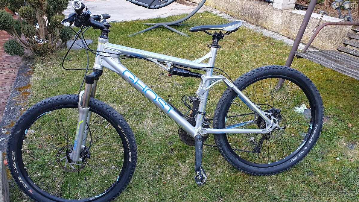 celoodpružené Ghost ASX - 2