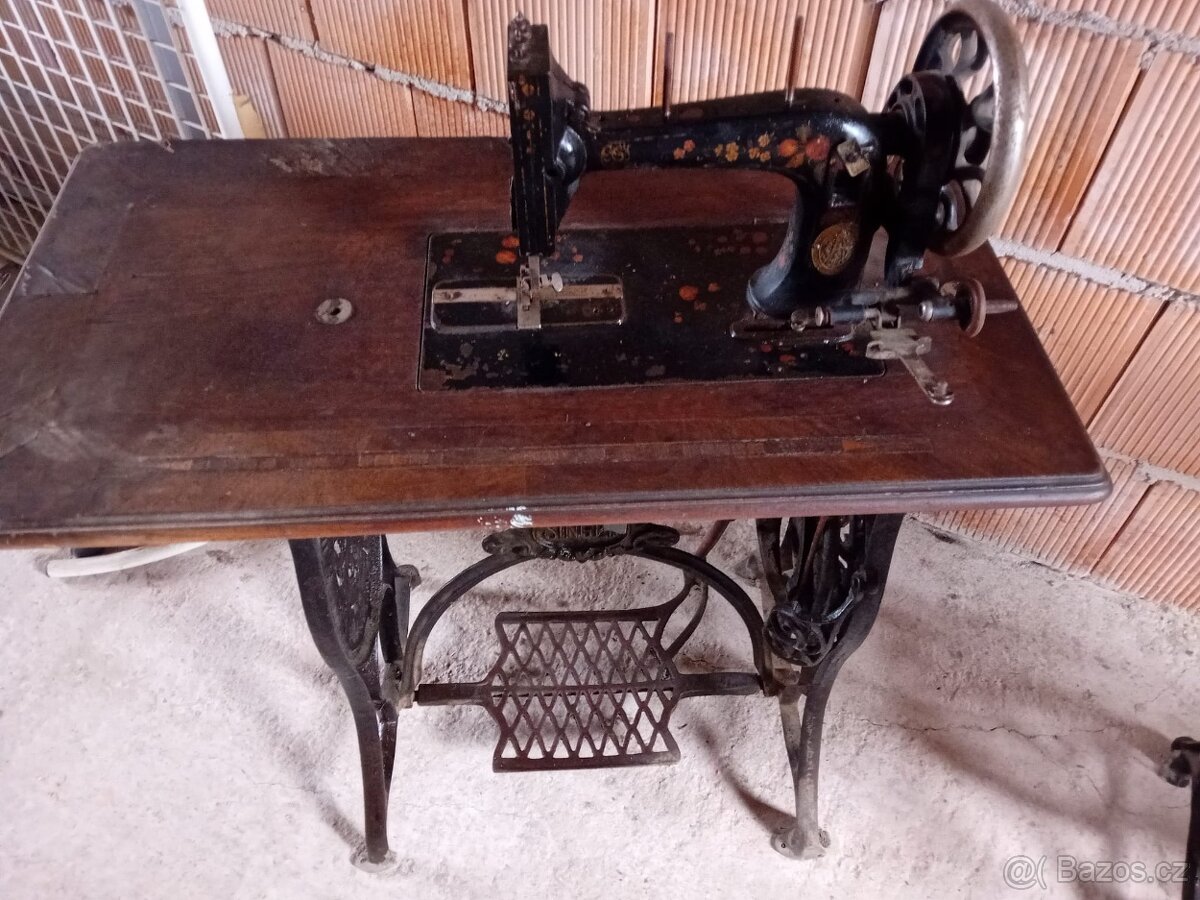 Sici stroj Singer - 2