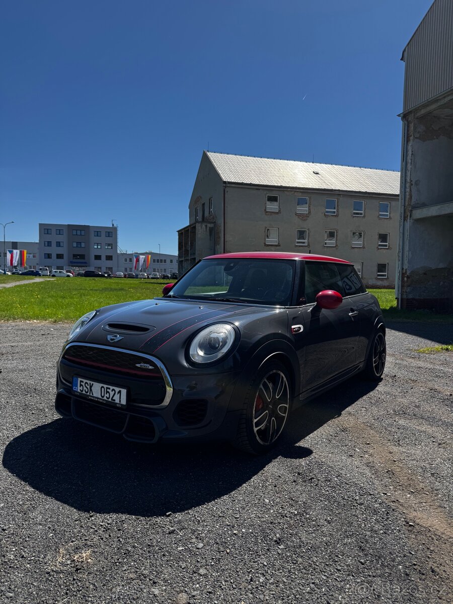 MINI JOHN COOPER WORKS - 2