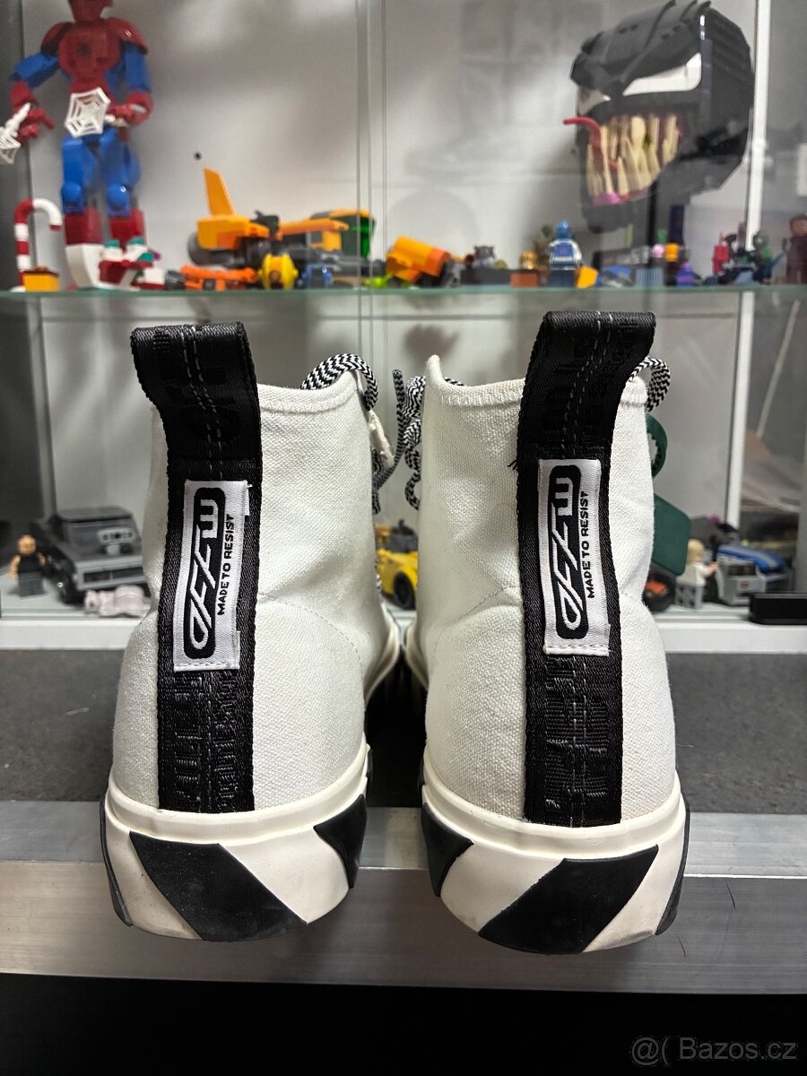 Off-White Vulcanized mid-top sneakers - 2
