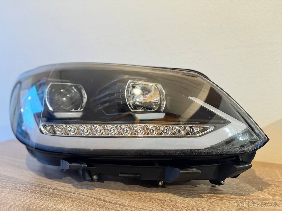 Prodam optika Volkswagen touran 2013 - 2