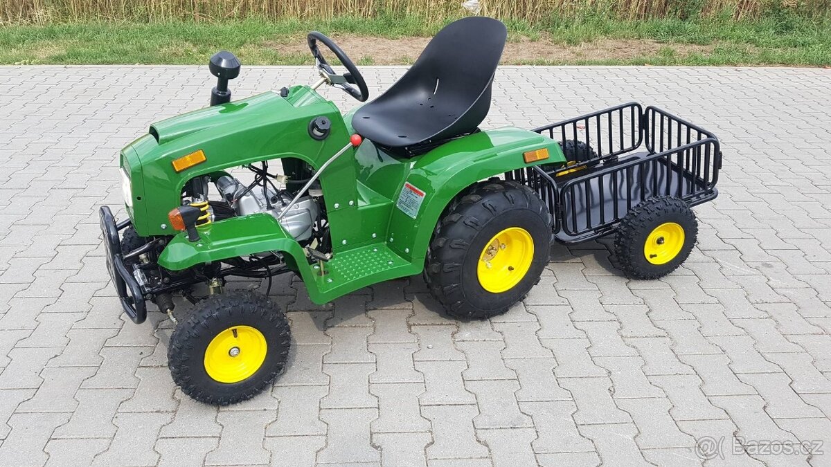 Dětský čtyřtaktní zahradní traktor s přívěsem 110ccm zelený
