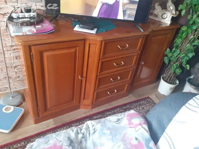 Obývací stěna + komoda - 2