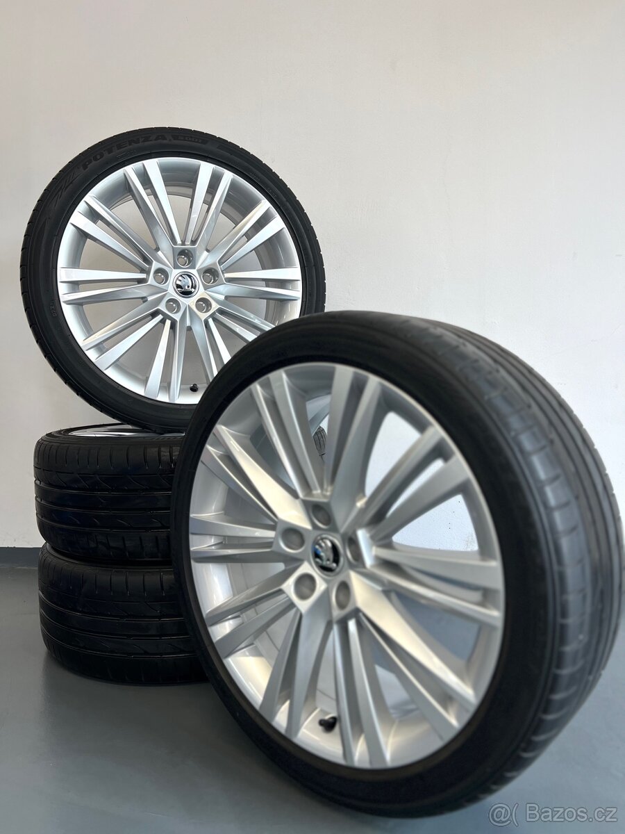 Letní ☀️ Alu kola Canopus, Škoda Superb 3, 5x112 r19 - 2