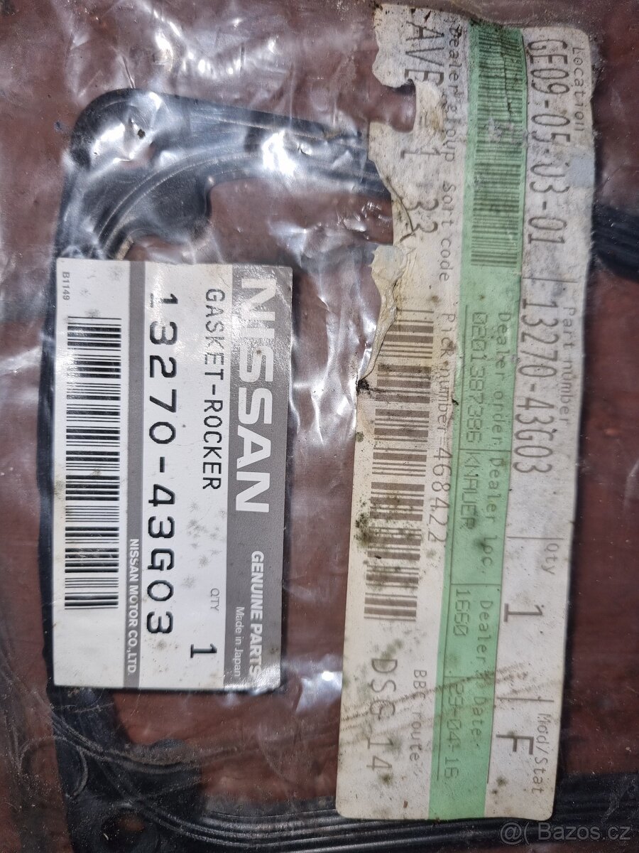 Terrano 2 2,7 tdi těsnění víka ventilú - 2