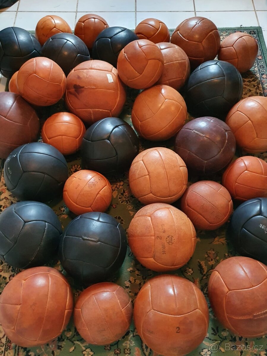 Retro kožený medicimbal - 2