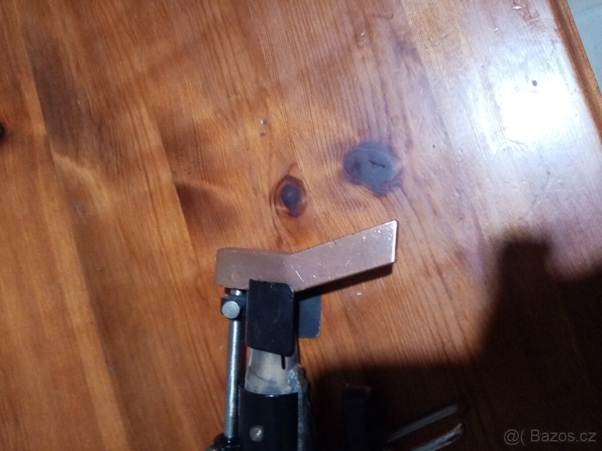 Benzínová pájka - 2