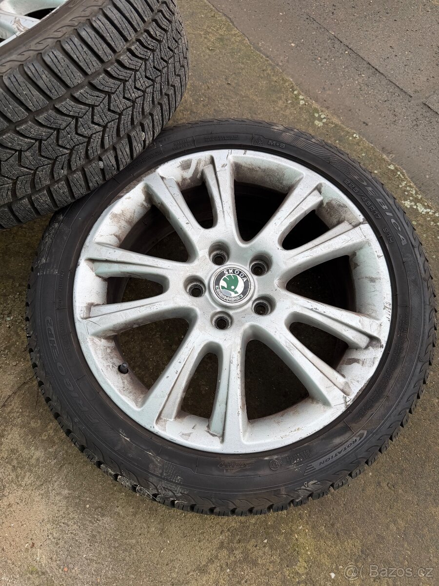 Prodám Alu kola r17 na zimních pneu - 2
