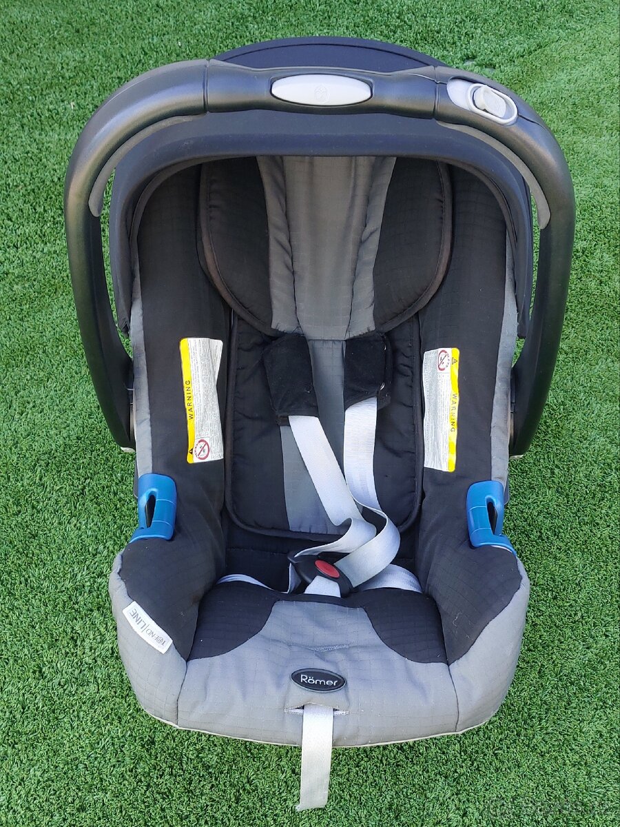 Autosedačka Britax Römer vajíčko - 2