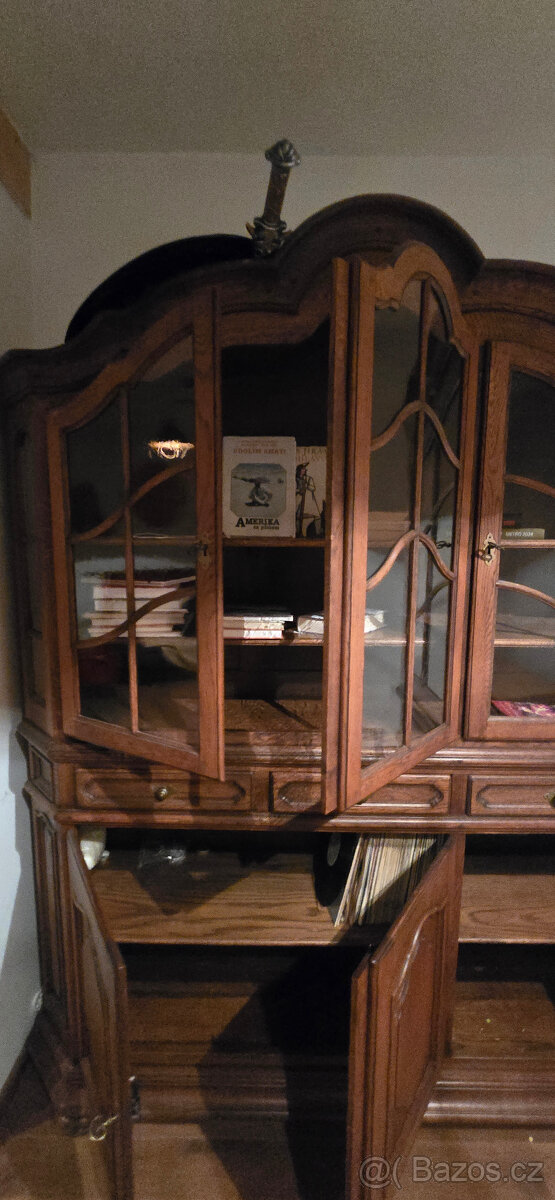 Dubová masivní knihovna - 2