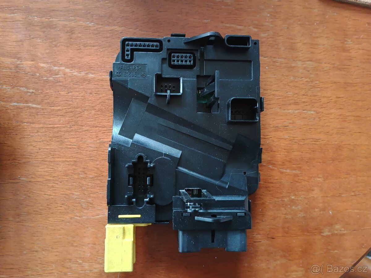 Elektrická jednotka pro multifunkční volant Octavia II - 2