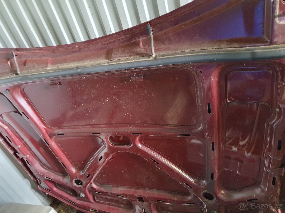 Kapota Peugeot 406 - 2