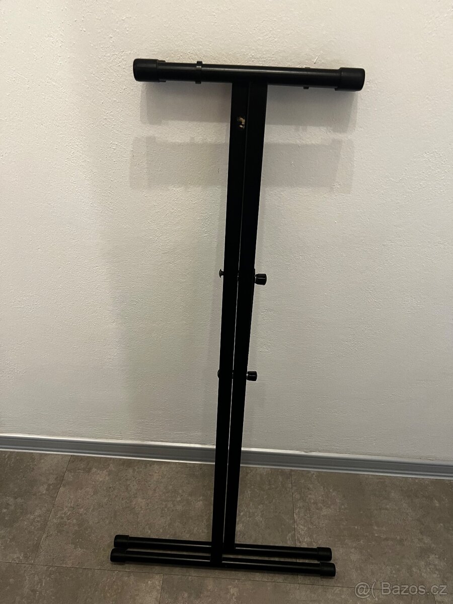 Stojan na klávesy - 2