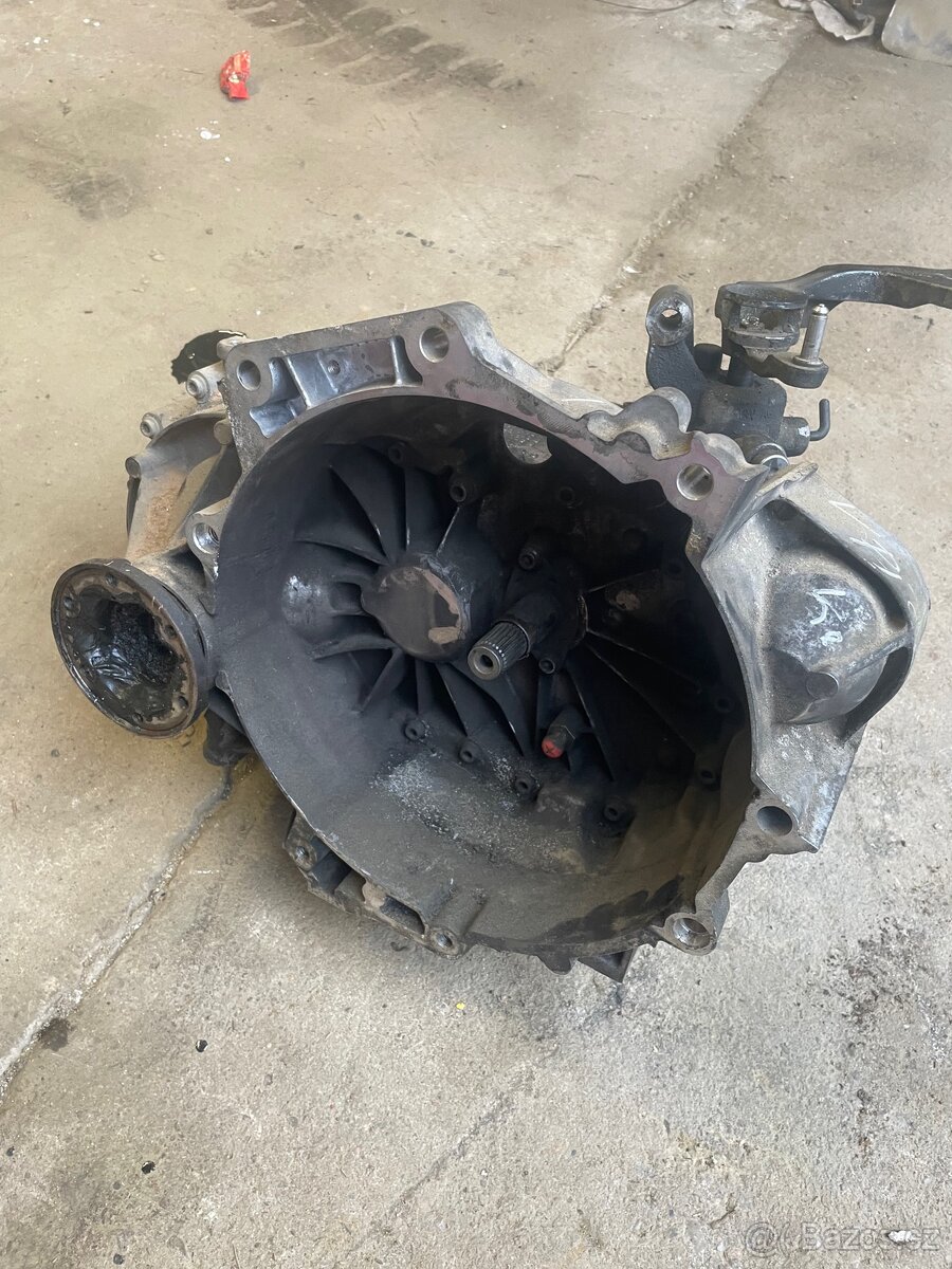 PŘEVODOVKA VW golf 6 - 2