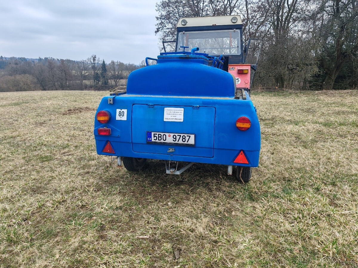 Cisternový přívěs (noty) - 2