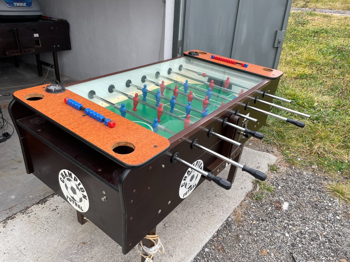 STOLNÍ FOTBÁLEK CHAMPION - 2