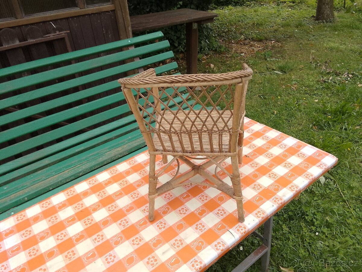 Dětské křeslo proutěné - 2