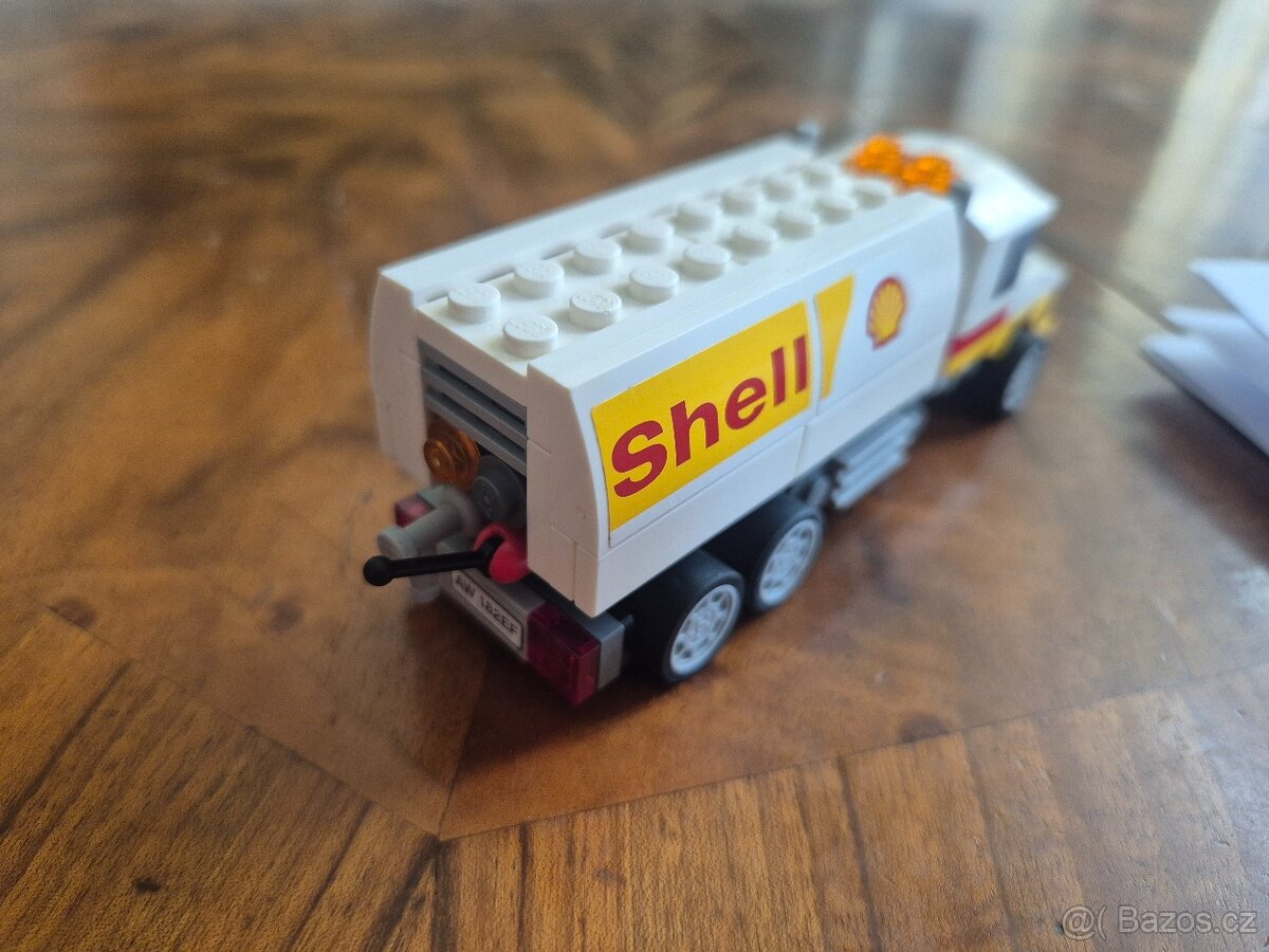 LEGO 40196 Shell Tanker - 2