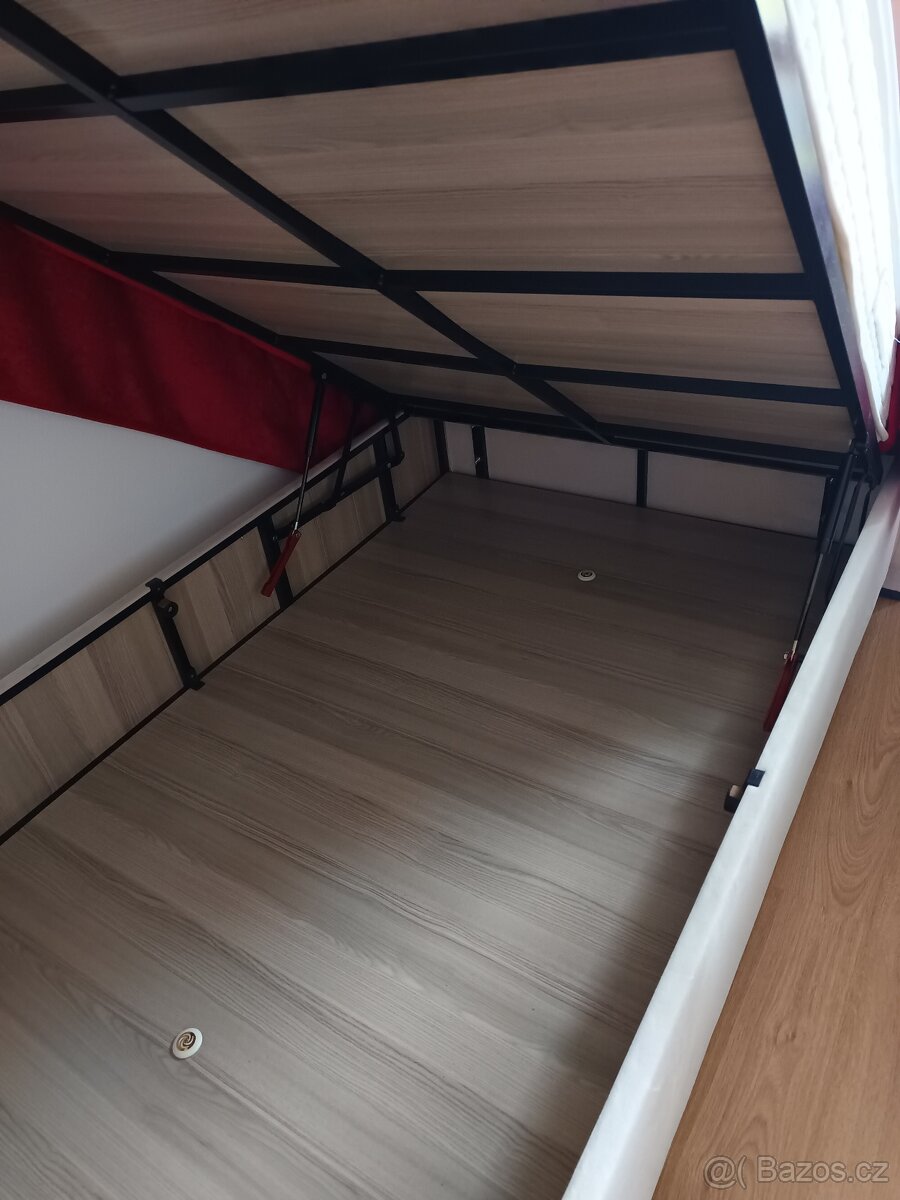 Prodám novou postel s úložným prostorem. - 2