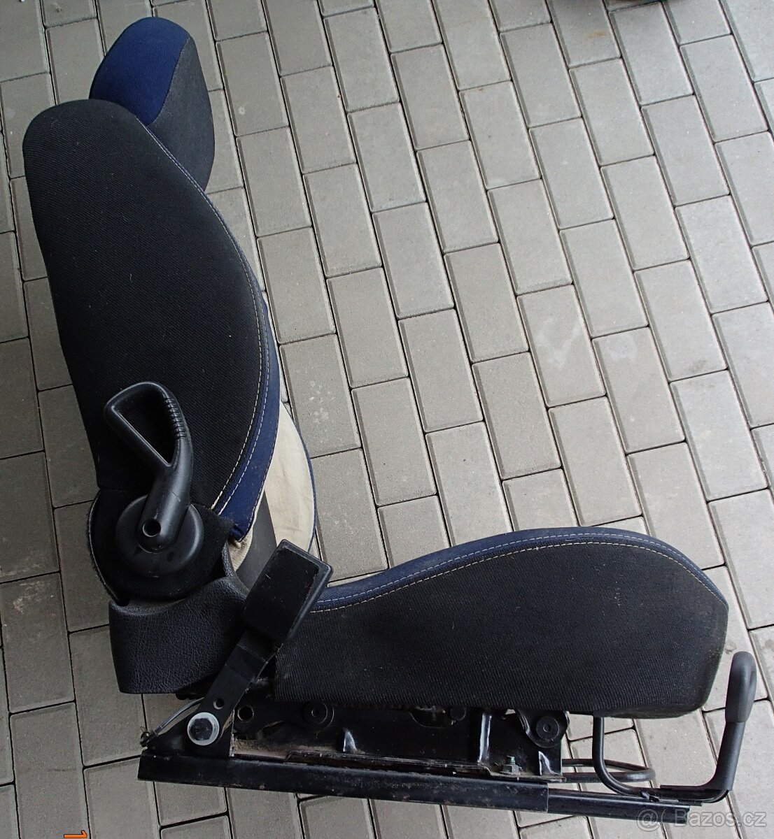 Přední autosedačky na Peugeot 206 - 2