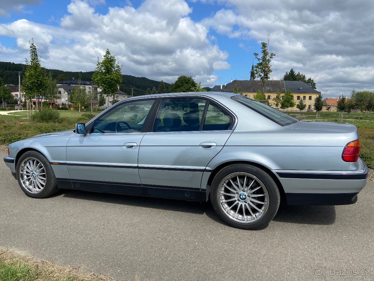 Bmw e38 728i - 2