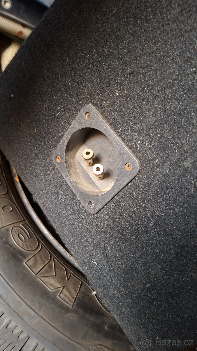 Subwoofer Stealth (asi 500 W) - 2