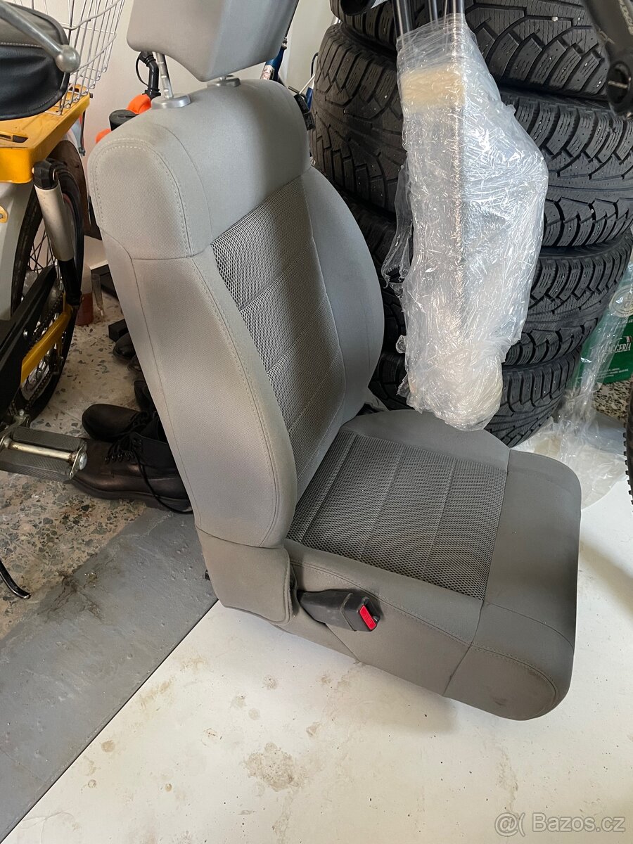 Sedačky 5 ks jeep wrangler