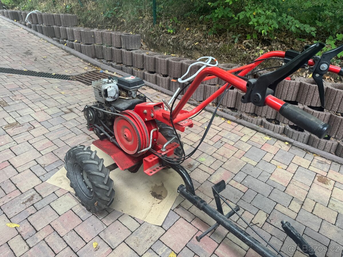 Prodam malotraktor zn. Mountfield - 2